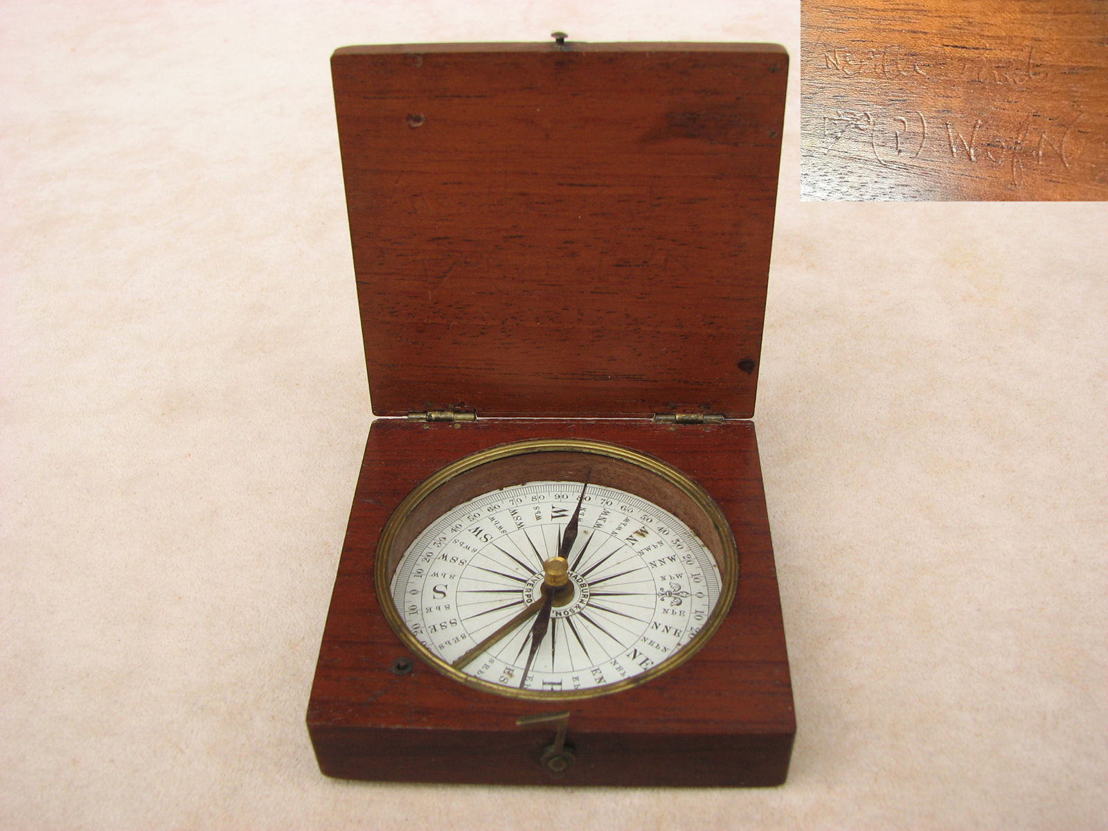 Mid Victorian pocket compass signed Chadburn & Son Liverpool